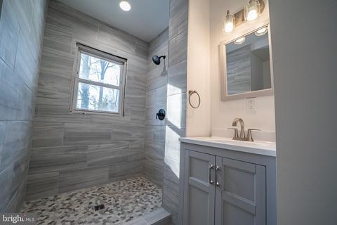 619 Eldrid Dr, Silver Spring, MD 20904 photo 13