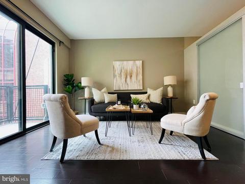 1320 Fenwick Ln #511, Silver Spring, MD 20910 photo 2