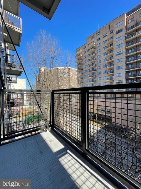 1320 Fenwick Ln #511, Silver Spring, MD 20910 photo 31