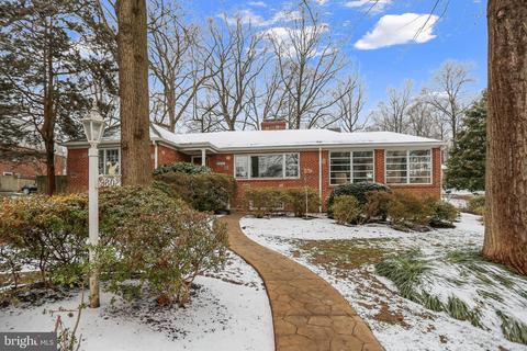 9802 Dameron Dr, Silver Spring, MD 20902 photo 1