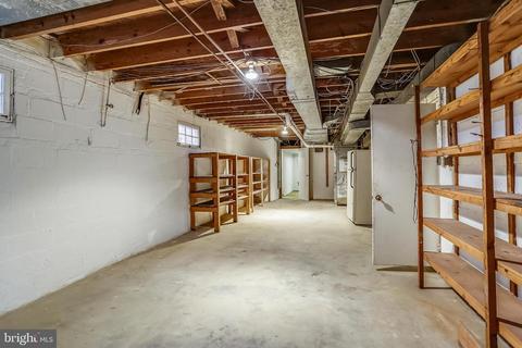 9802 Dameron Dr, Silver Spring, MD 20902 photo 33
