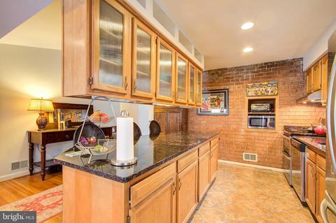 611 Hillsboro Dr, Silver Spring, MD 20902 photo 12