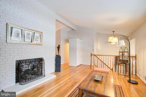 611 Hillsboro Dr, Silver Spring, MD 20902 photo 6