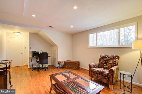 611 Hillsboro Dr, Silver Spring, MD 20902 photo 21