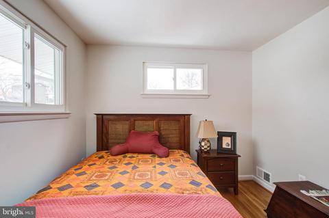 611 Hillsboro Dr, Silver Spring, MD 20902 photo 27