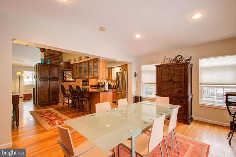611 Hillsboro Dr, Silver Spring, MD 20902 photo 17