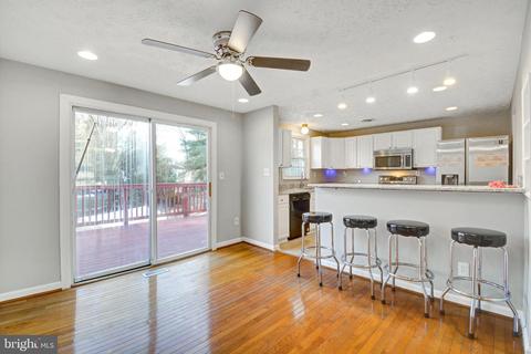 1409 Rising Wind Ct, Silver Spring, MD 20905 photo 8