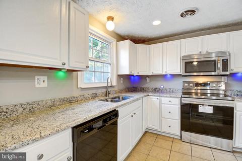1409 Rising Wind Ct, Silver Spring, MD 20905 photo 10