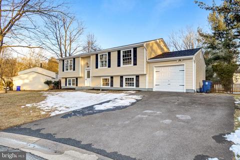 1409 Rising Wind Ct, Silver Spring, MD 20905 photo 2