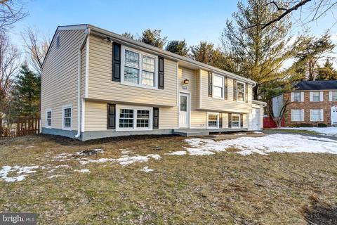 1409 Rising Wind Ct, Silver Spring, MD 20905 photo 3