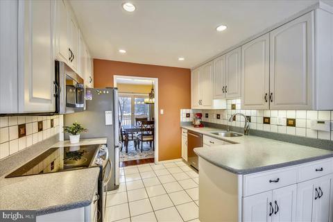 10 Balboa Ct, Silver Spring, MD 20905 photo 11