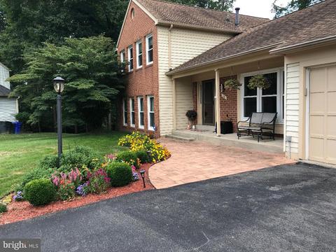10 Balboa Ct, Silver Spring, MD 20905 photo 2