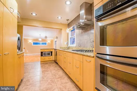 2614 Urbana Dr, Silver Spring, MD 20906 photo 4