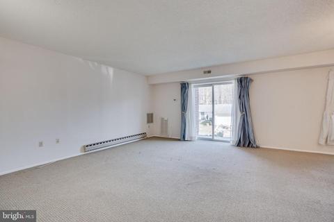 15111 Glade Dr #12-1B, Silver Spring, MD 20906 photo 8