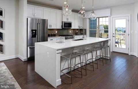 9652 Fields Rd, Gaithersburg, MD 20878 photo 3