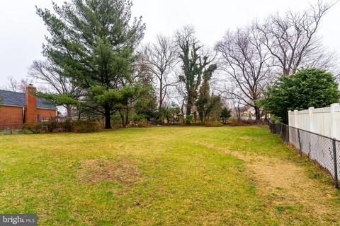 11407 Newport Mill Rd, Silver Spring, MD 20902 photo 2