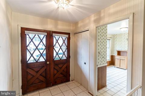 11407 Newport Mill Rd, Silver Spring, MD 20902 photo 4