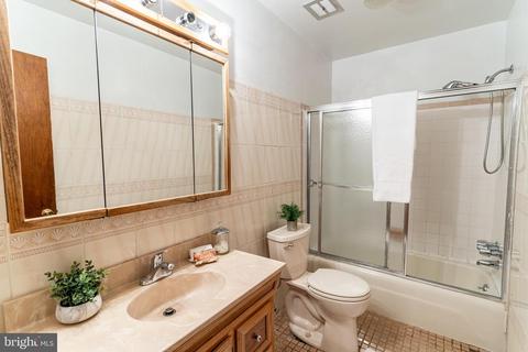 11407 Newport Mill Rd, Silver Spring, MD 20902 photo 17