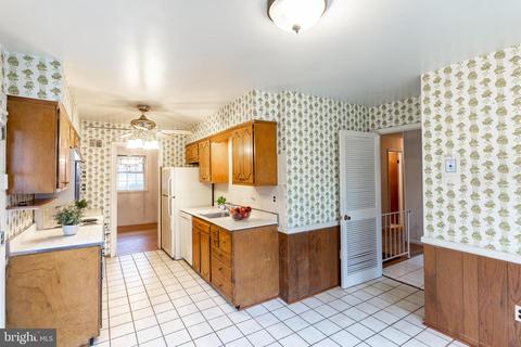 11407 Newport Mill Rd, Silver Spring, MD 20902 photo 11