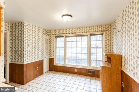 11407 Newport Mill Rd, Silver Spring, MD 20902 photo 10
