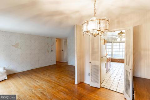 11407 Newport Mill Rd, Silver Spring, MD 20902 photo 7