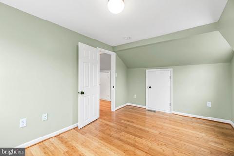 11521 Mapleview Dr, Silver Spring, MD 20902 photo 29