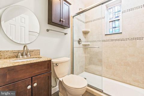 11521 Mapleview Dr, Silver Spring, MD 20902 photo 17