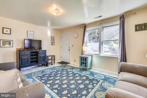 1409 Gleason St, Silver Spring, MD 20902 photo 12