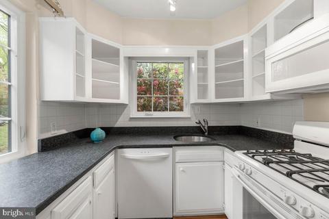 9101 Wire Ave, Silver Spring, MD 20901 photo 14