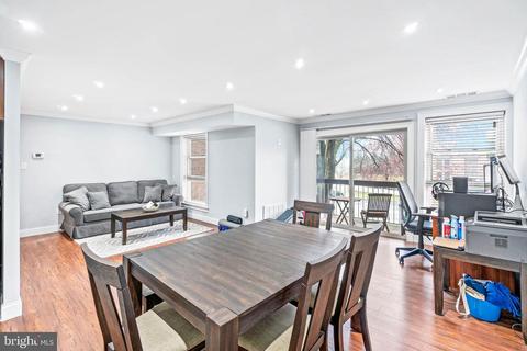 2203 Greenery Ln #104-10, Silver Spring, MD 20906 photo 4