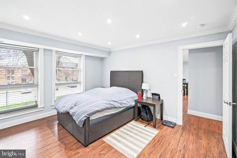 2203 Greenery Ln #104-10, Silver Spring, MD 20906 photo 8