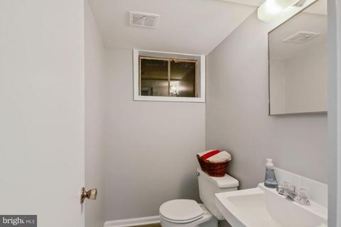 13225 Locksley Ln, Silver Spring, MD 20904 photo 42