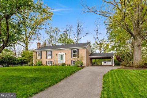 13225 Locksley Ln, Silver Spring, MD 20904 photo 2