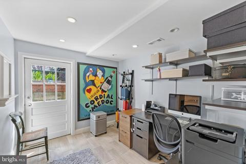 9905 Markham St, Silver Spring, MD 20901 photo 14