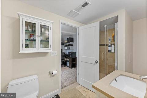 9905 Markham St, Silver Spring, MD 20901 photo 12