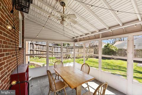 9905 Markham St, Silver Spring, MD 20901 photo 10