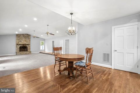 1210 Ednor Rd, Silver Spring, MD 20905 photo 6