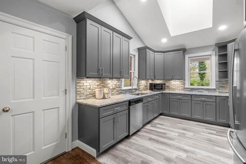 1210 Ednor Rd, Silver Spring, MD 20905 photo 13