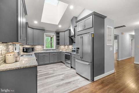 1210 Ednor Rd, Silver Spring, MD 20905 photo 11