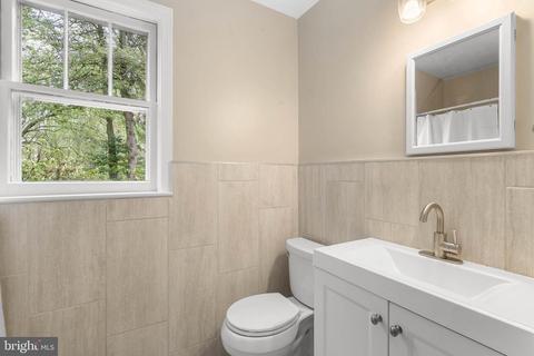 1210 Ednor Rd, Silver Spring, MD 20905 photo 27