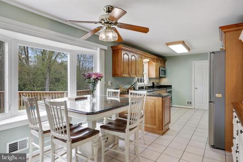 14620 Pebblestone Dr, Silver Spring, MD 20905 photo 15
