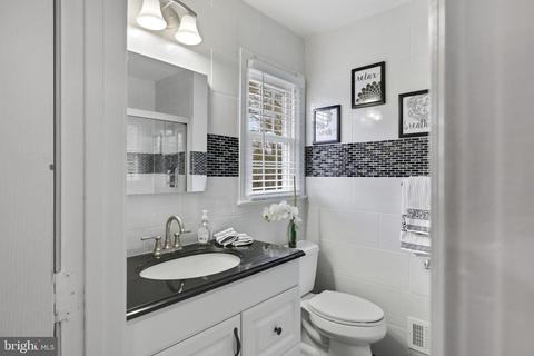 14620 Pebblestone Dr, Silver Spring, MD 20905 photo 28