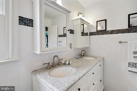 14620 Pebblestone Dr, Silver Spring, MD 20905 photo 31