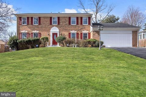 8822 Tuckerman Ln, Potomac, MD 20854 photo 1