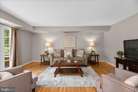 8543 Bradford Rd #9-4, Silver Spring, MD 20901 photo 6