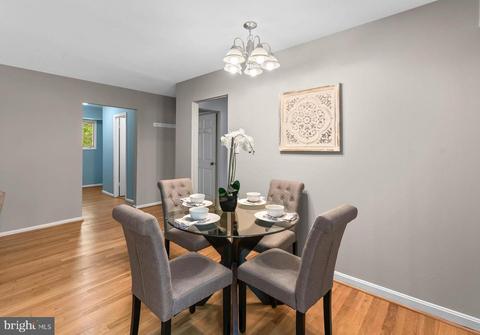 8543 Bradford Rd #9-4, Silver Spring, MD 20901 photo 9