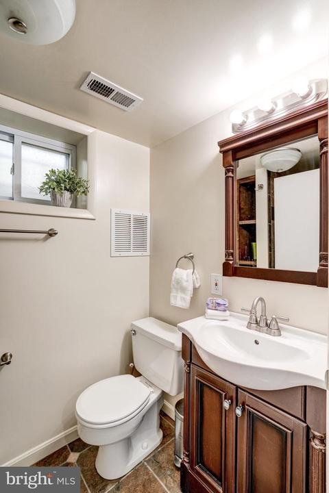 2702 Arvin St, Silver Spring, MD 20902 photo 40