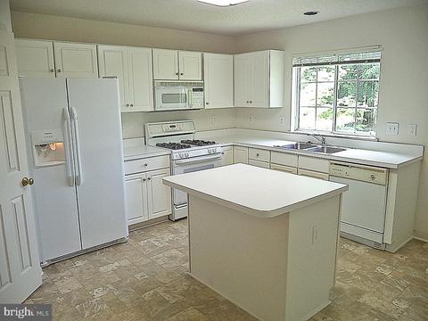 15112 Deer Valley Ter, Silver Spring, MD 20906 photo 4