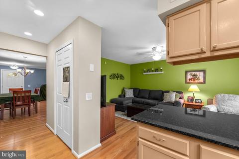 635 Concerto Ln, Silver Spring, MD 20901 photo 14
