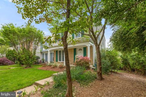 635 Concerto Ln, Silver Spring, MD 20901 photo 2